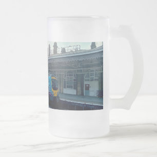 Hellblauer Zug Mattglas Bierglas