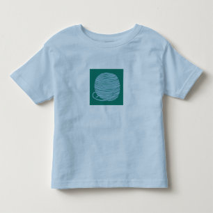 Hellblaues T-Shirt mit Wollknäuel