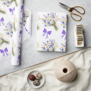 Hellblaues und Lavendel-Blumengeschenk Geschenkpapier