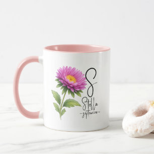 Helle Aster-Monogramm – September-Geburtsblume Tasse