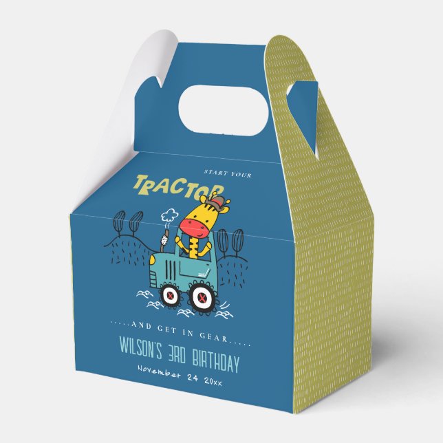 Helle blaue Giraffe in Traktorenjungen zum Geburts Geschenkschachtel (Vorderseite)