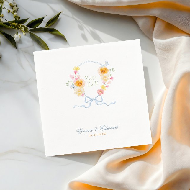 Helle Blumenkrone Monogramm Frühlingshochzeit Serviette (Von Creator hochgeladen)