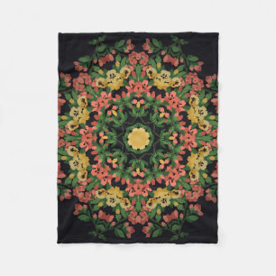 Helle Blumenmandala mit roten und gelben Blumen. Fleecedecke