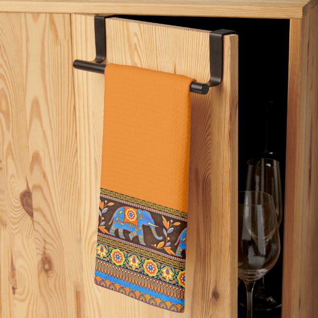 Helle Elefanten Küchentücher (Drittel gefaltet)