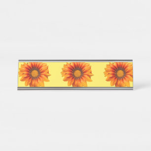 Helle gelb-orange Farbverlauf-Blumen-Ausschnitt Schreibtischnamensplakette