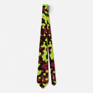 Helle grüne Camouflage in Deep Red und Dark Brown Krawatte