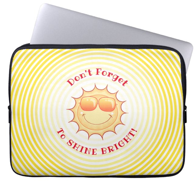 Helle Lächelnde Sonne Laptopschutzhülle (Vorderseite)