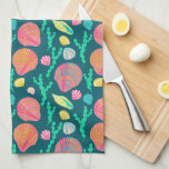 Helle Muscheln und Algenmuster Geschirrtuch<br><div class="desc">Ich hoffe,  Sie mögen dieses niedliche Design,  Karo mein Geschäft für mehr Farben und andere Designs plus passende Gegenstände wie Geschenktaschen,  Tasse,  Packpapier,  Badetücher und Karten. Sie können auch die Hintergrundfarben ändern. Bitte melden Sie sich in der Touch,  wenn Sie etwas Gewohntes wollen!</div>