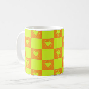Helle Orange-Grüne Karierte Fliese Mit Herzen Kaffeetasse