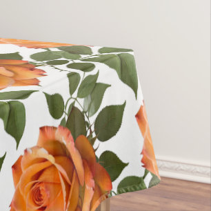 Helle orangefarbene Rosen mit grünen Blättern Tischdecke