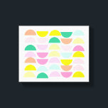 Helle Pastelle geometrische Formen Sommerminzrosa Leinwanddruck<br><div class="desc">Einfaches geometrisches Muster in einer fröhlichen und fröhlichen Farbpalette aus hellen,  cremefarbenen Pastellfarben kombiniert mit Limonen,  korallengrünen,  aqua- und rosa.</div>