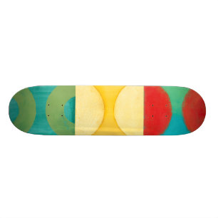 Helle Pop-Kunst mit Kreisen und Quadraten Skateboard