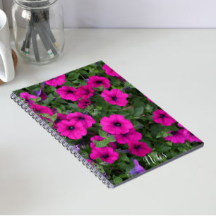 Helle rosa Petunien Blumen Notizblock