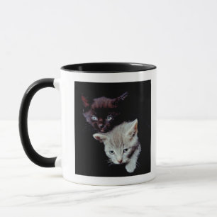 Helle und dunkle Kätzchen Tasse