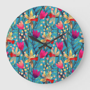 Helle Wasserfarbe: florennahes Design. Große Wanduhr