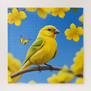 Heller gelber Singvogel auf einem Ast