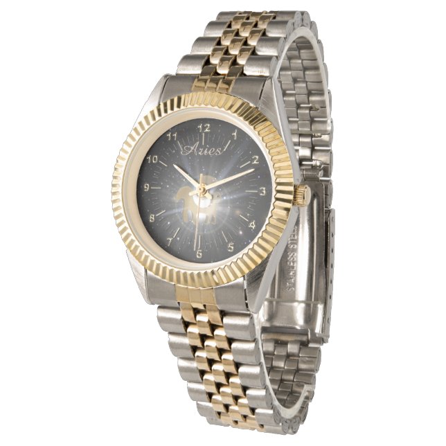 Heller goldener Widder Armbanduhr (Schrägansicht)