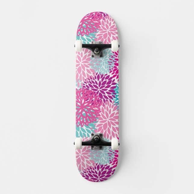 Helles Blumenmuster 2 Skateboard (Vorderseite)