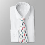 Helles festliches Weihnachtsbaummuster Krawatte<br><div class="desc">Helle Weihnachtsbaum Muster Neck Tie.</div>