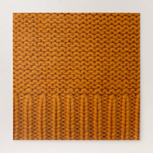 Hellgelb: handgefertigte Stricktextur.