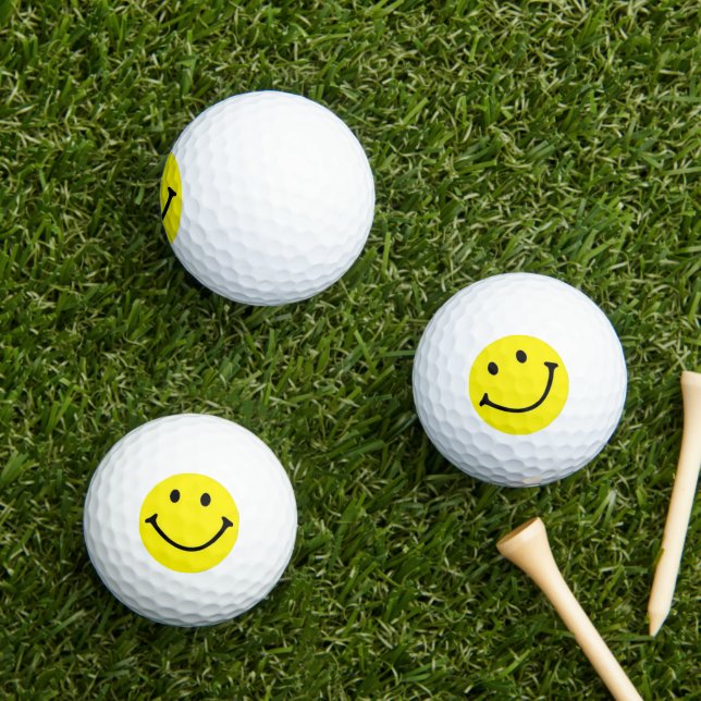 Hellgelbes Happy Lächeln Gesicht Golfball (Insitu Gras)