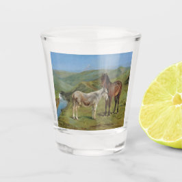 Hellgraues Pferd auf einem Feld (Pferdezucht) Schnapsglas