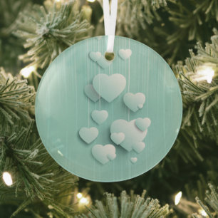Hellgrüner Hintergrund mit 3D-weißen Herzen Ornament Aus Glas