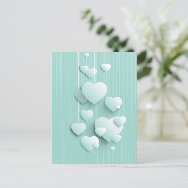 Hellgrüner Hintergrund mit 3D-weißen Herzen Postkarte (Stehend Vorderseite)