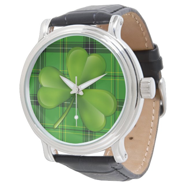 Hellgrünes 3-Blatt-Klee auf Kariertem Tartan Armbanduhr (Schrägansicht)