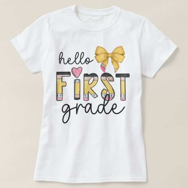 Hello First Grade Teacher Coquette Pencil Bow T-Shirt (Design vorne)