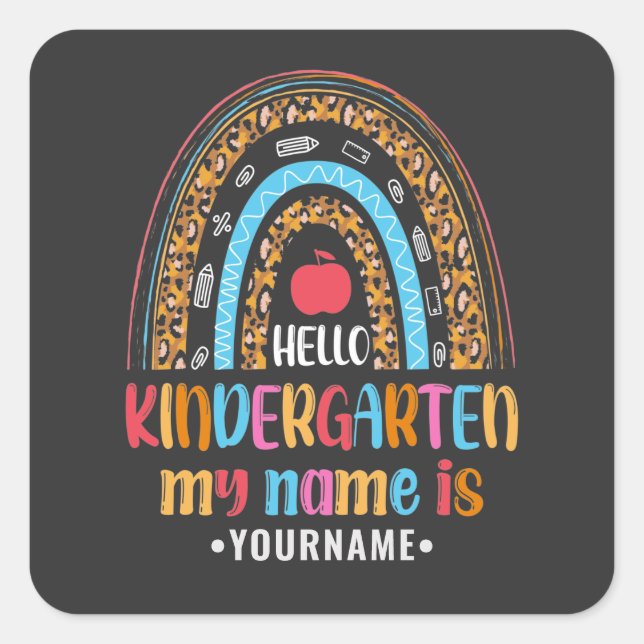 Hello Kindergarten Rainbow First Day of School Quadratischer Aufkleber (Vorderseite)