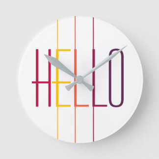 Hello modern striped multicolored typography runde wanduhr