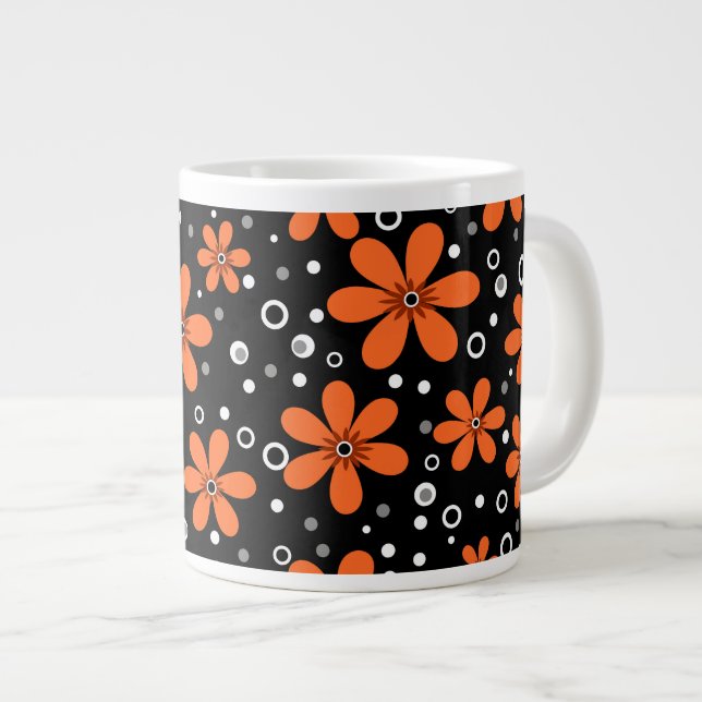 Hellorange Blume auf schwarzem Hintergrund mit w Jumbo-Tasse (Vorderseite Rechts)