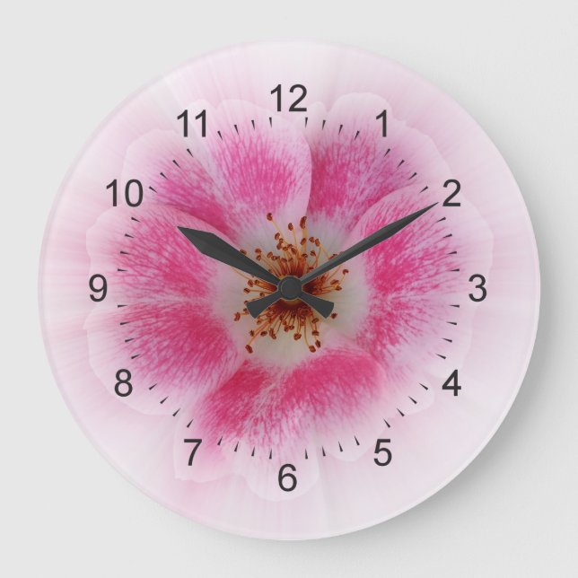 hellrosa Blume Große Wanduhr (Vorderseite)