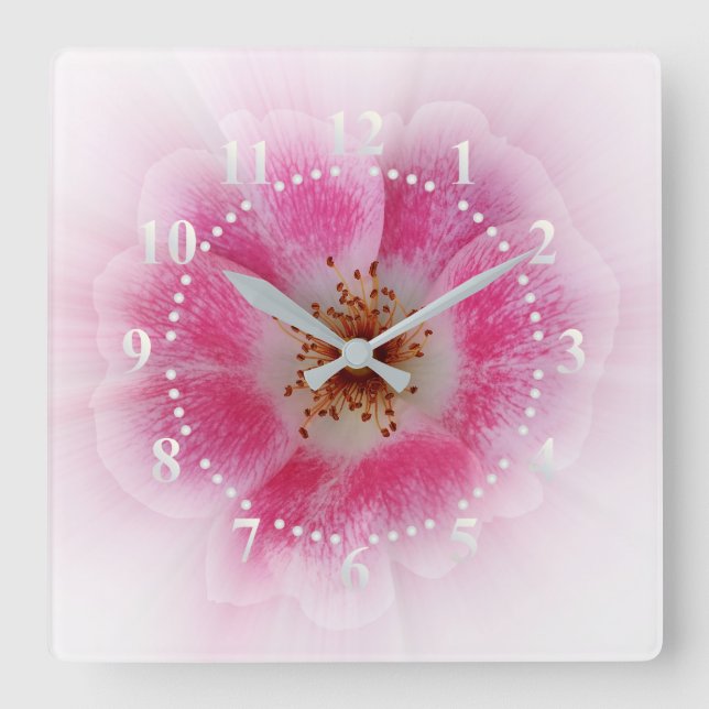 hellrosa Blume Quadratische Wanduhr (Vorderseite)