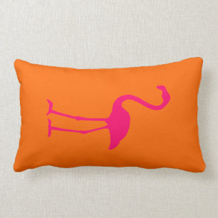 Hellrosa Flamingo auf Orange Lendenkissen