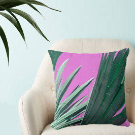 Hellrosa mit grünen Palmfronten Kissen