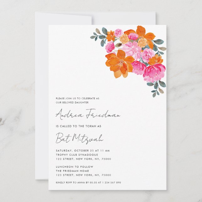 Hellrosa Orange Floral Vibranah Bat Mitzvah Einladung (Vorderseite)