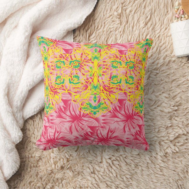 Hellrosa Stoff mit lebhaftem Blumenpatter Kissen (Decke)