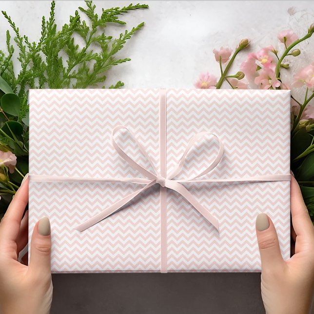 Hellrosa und Zickzack Streifen Babydusche Geschenkpapier (Modern Pink & White Chevron Stripes Baby Shower Wrapping Paper for Baby Girl. Elegant Zig-Zag Lines)