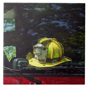 Helm des Gelben Feuerwehrkapitän Fliese