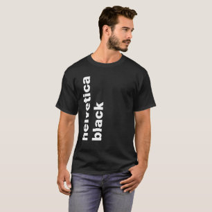 Helveticaschwarzes T-Shirt