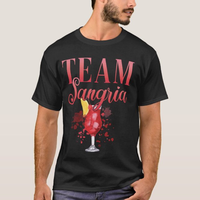 Hen Party Team Sangria Cocktail für Barkeeper T-Shirt (Vorderseite)