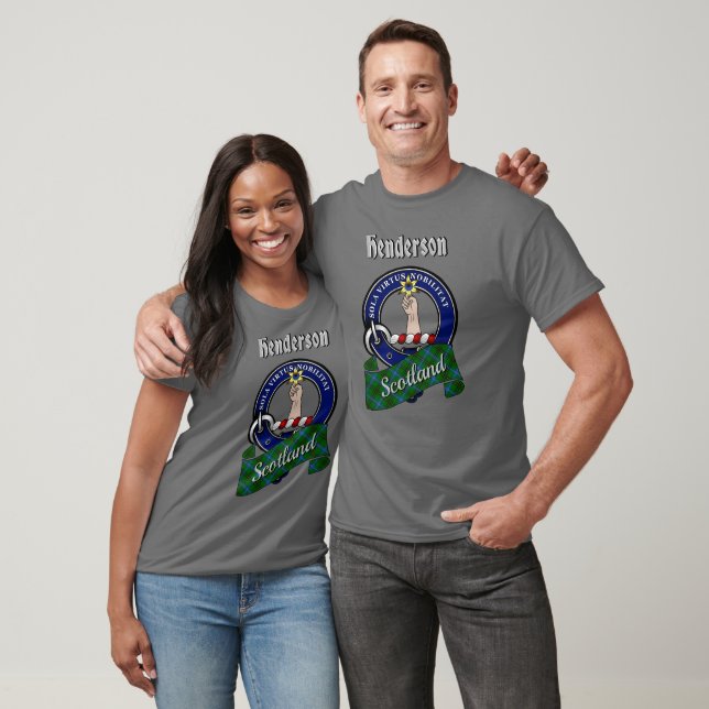 Henderson Clan Badge & Tartan T-Shirt (Unisex)