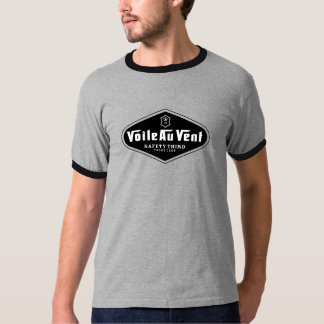 Henley T - Shirt: Wind in den Segeln T-Shirt