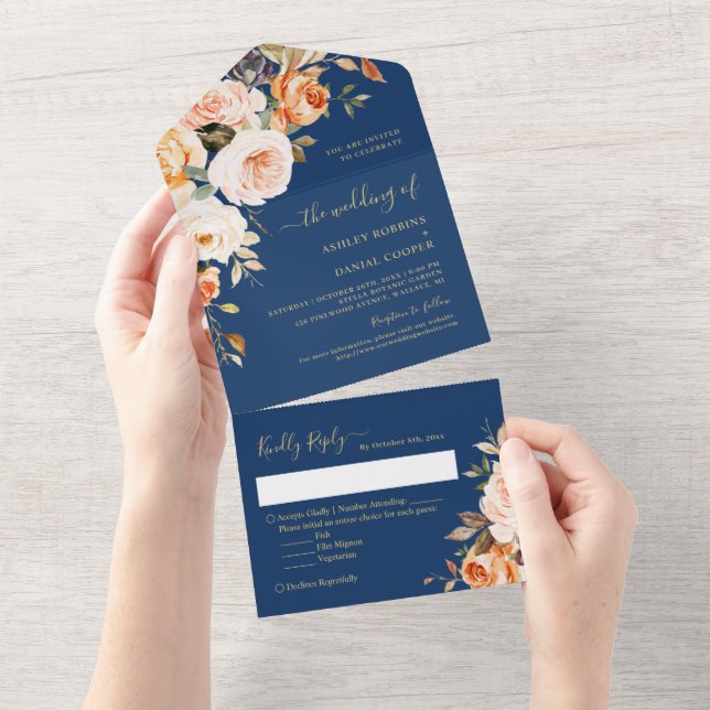 Herbst Abend HochzeitGold-Blätter floral All In One Einladung (Abreißen)