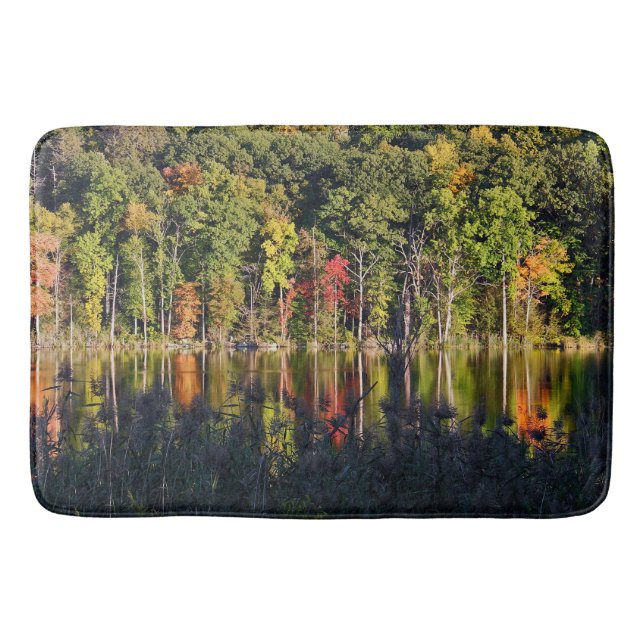 Herbst auf Beardsley-Teich Badematte (Vorderseite)