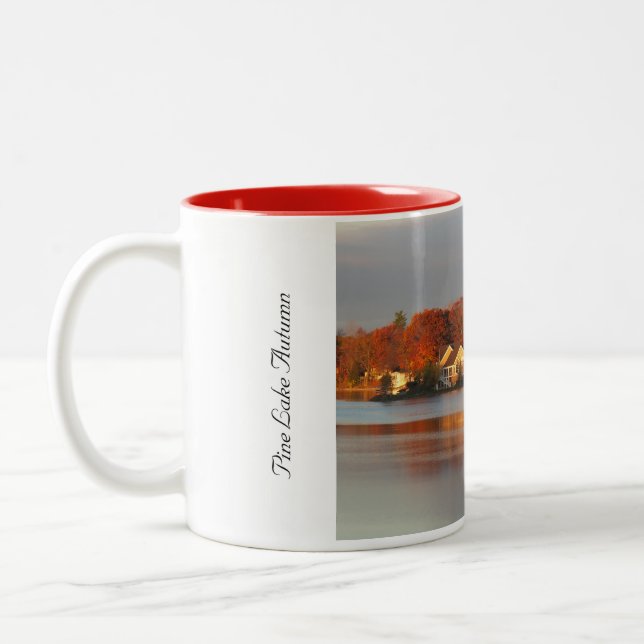 Herbst auf Pine Lake #3 Zweifarbige Tasse (Links)