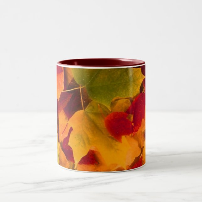 Herbst-Blätter Zweifarbige Tasse (Mittel)
