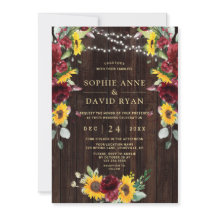 Herbst Burgundy Blumenblumen Holzstall Hochzeit